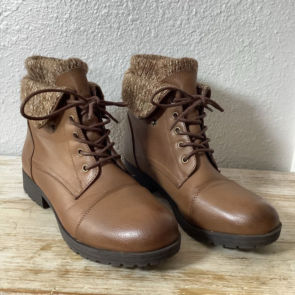 Jessica Cline Brown Chunky Knit Lined Outdoors Cabincore Lace Up Boots‎ 8.5